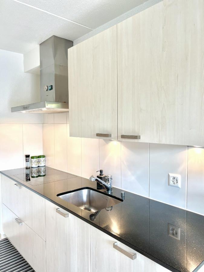 Appartamento Per 4 Persone Rudolfstetten Exterior foto