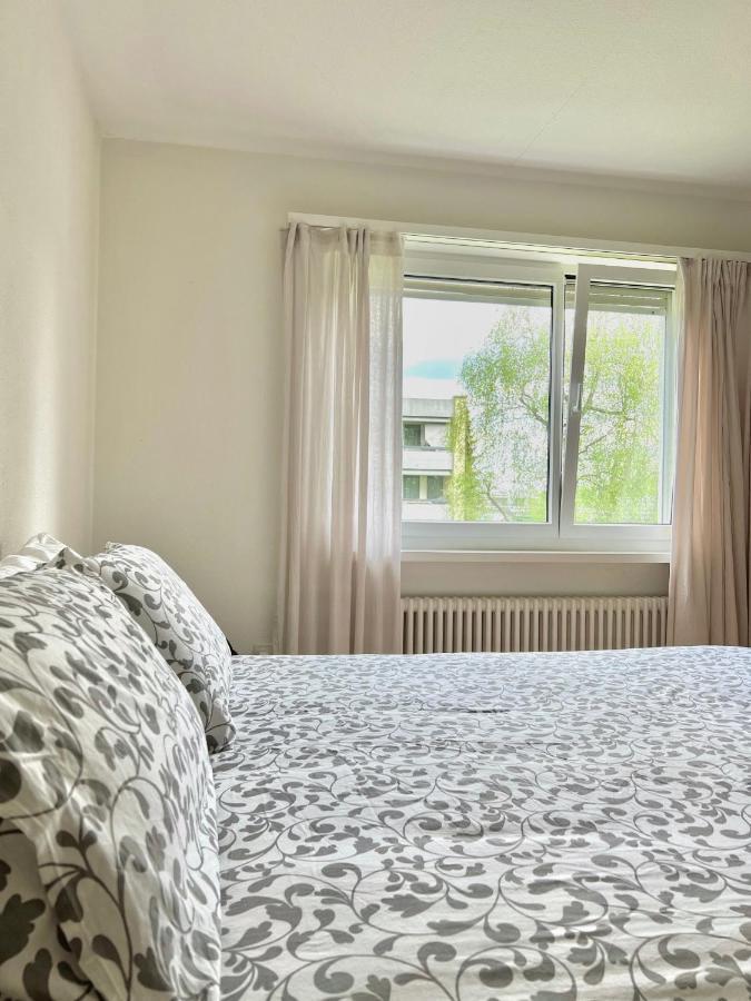 Appartamento Per 4 Persone Rudolfstetten Exterior foto